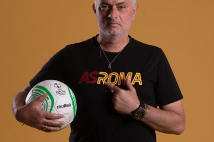 开云体育-穆帅：关于曼联我希望我是错的，但我知道我是对的