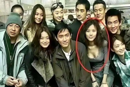 在线入口-终于懂了！邓文迪见田朴珺转身就走，根本不是没礼貌，是真看不上